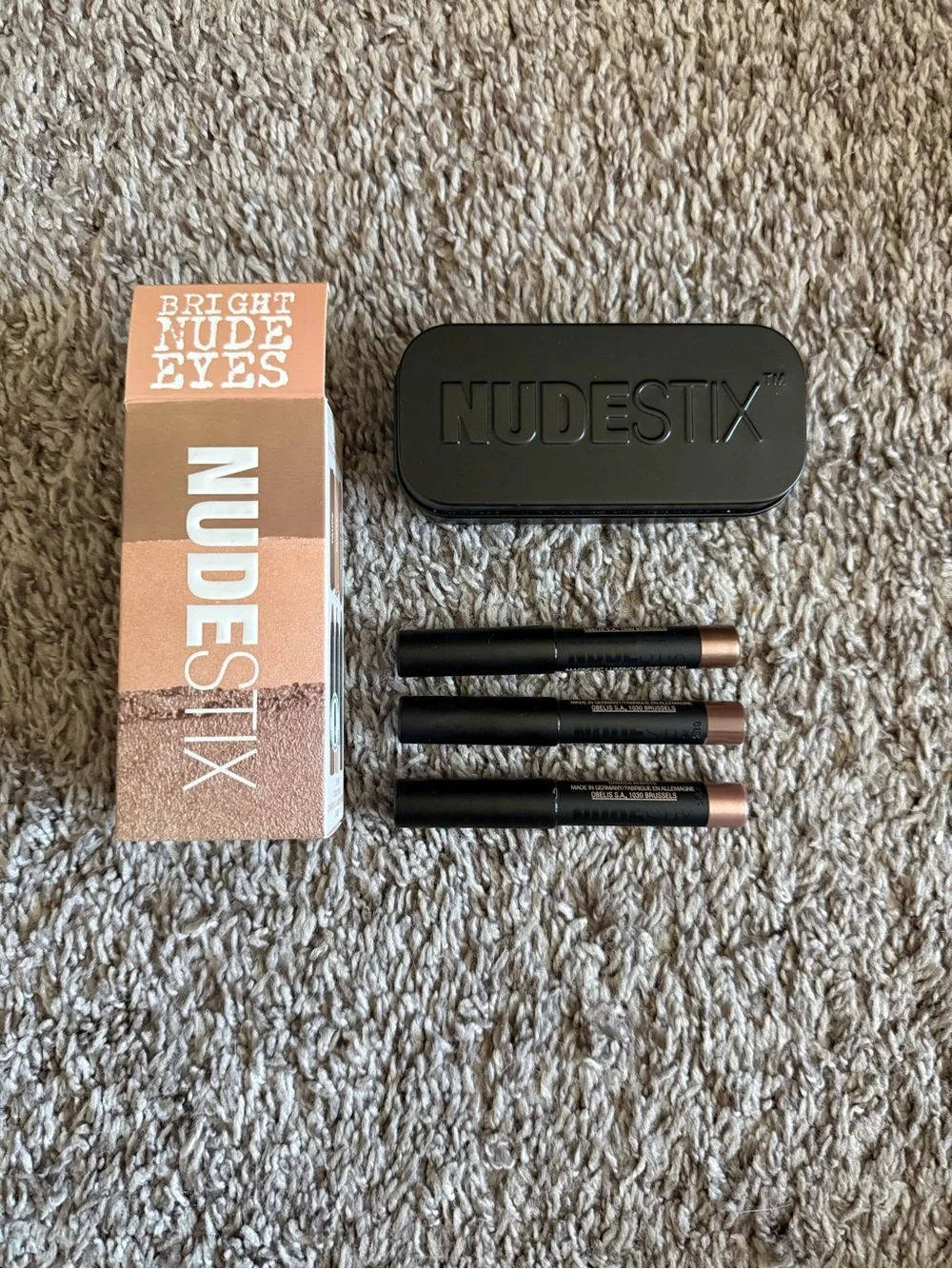 NUDESTIX Bright Nude Eyes Trio with Black Tin